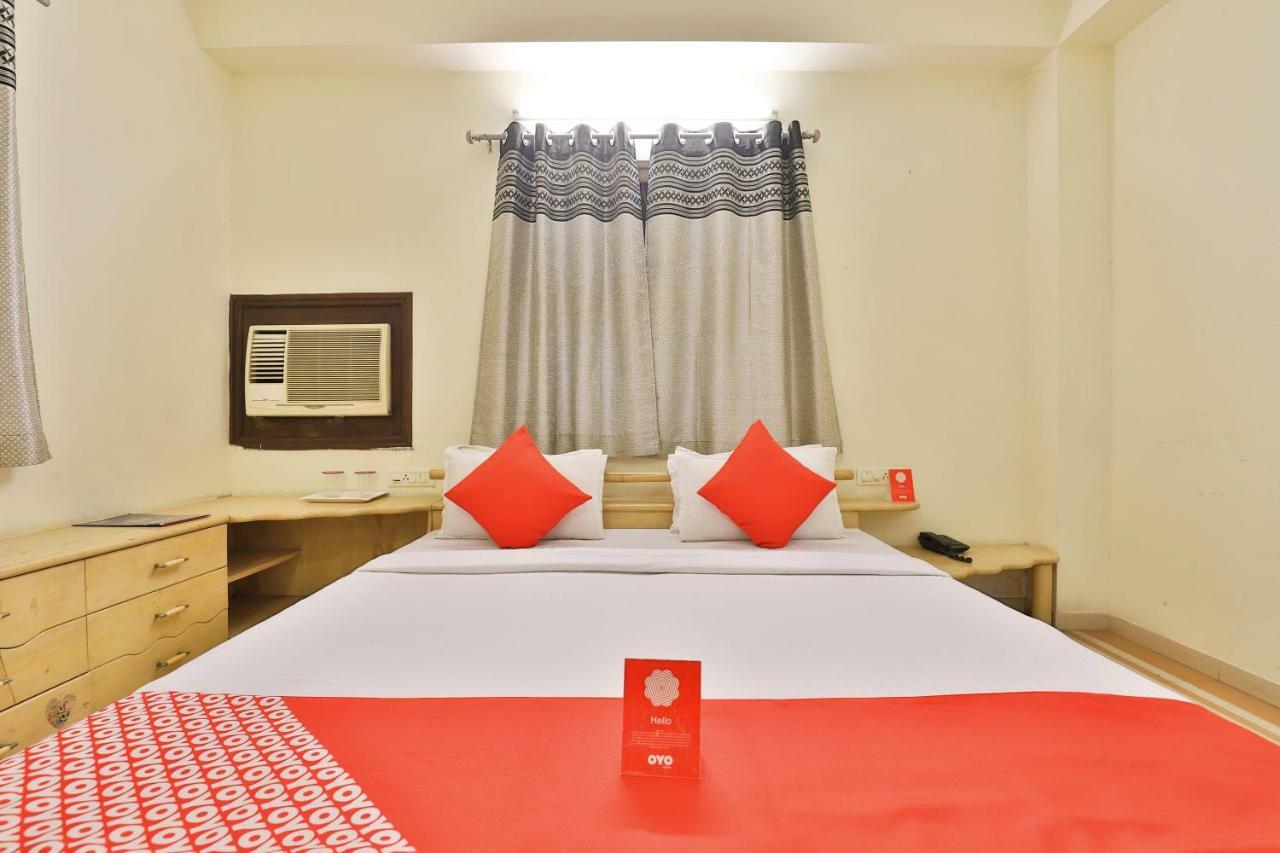 Oyo 8949 Atman Bungalows Ahmedabad Esterno foto